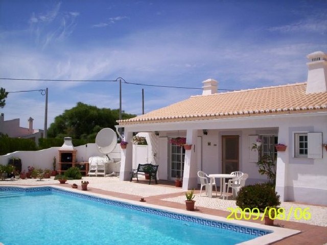 Villa_for_sale_in_Lagos_SMA6438